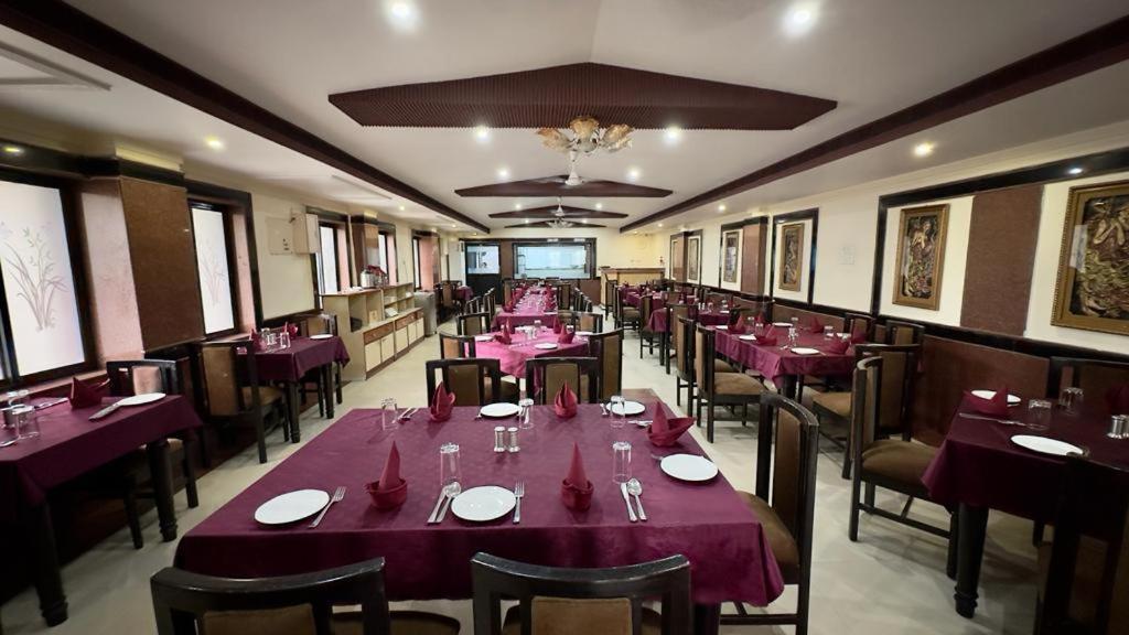 Hotel Sriyash Regency Bhāgalpur エクステリア 写真