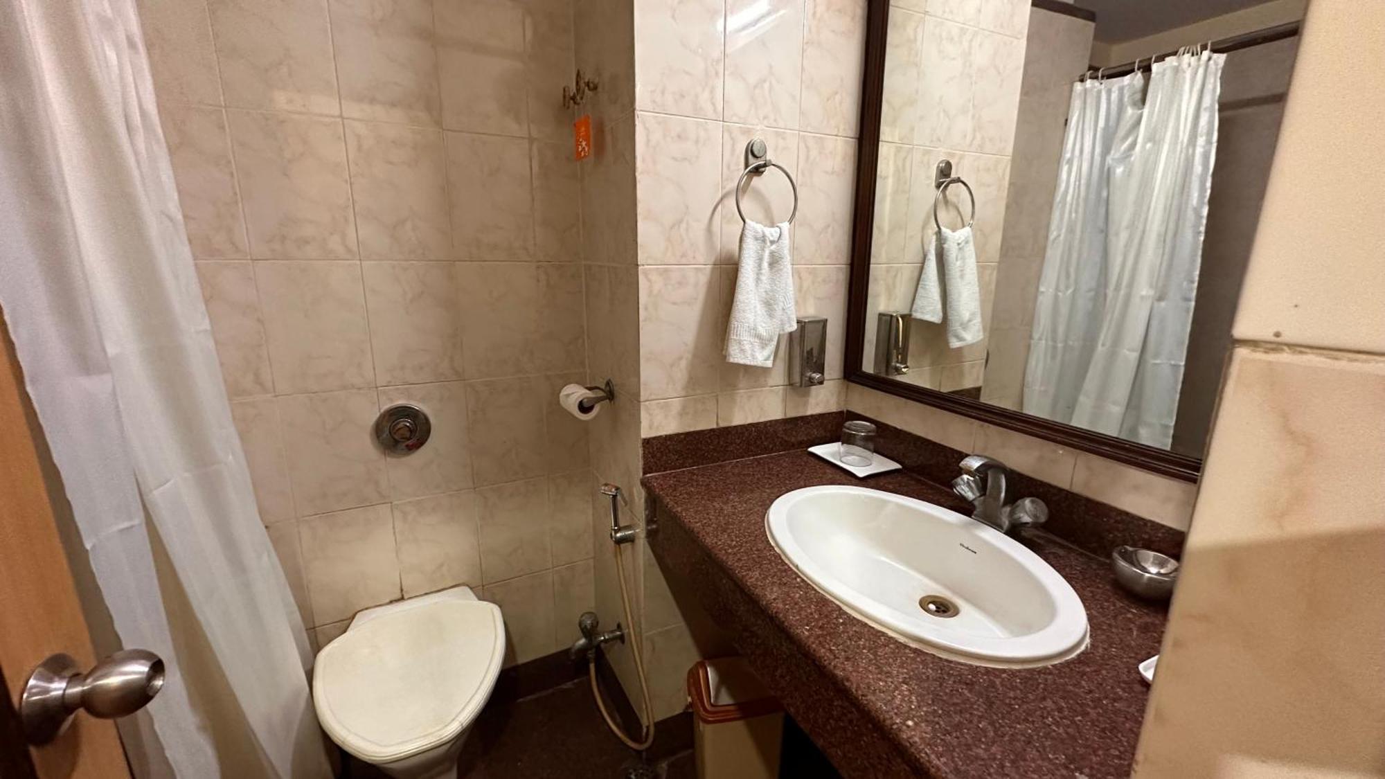Hotel Sriyash Regency Bhāgalpur エクステリア 写真
